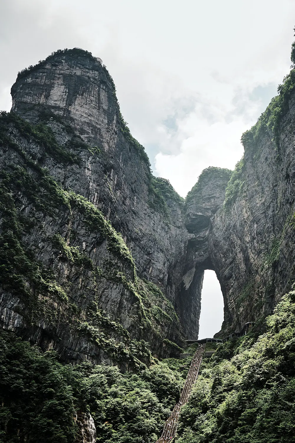 WONDERS OF CHINA