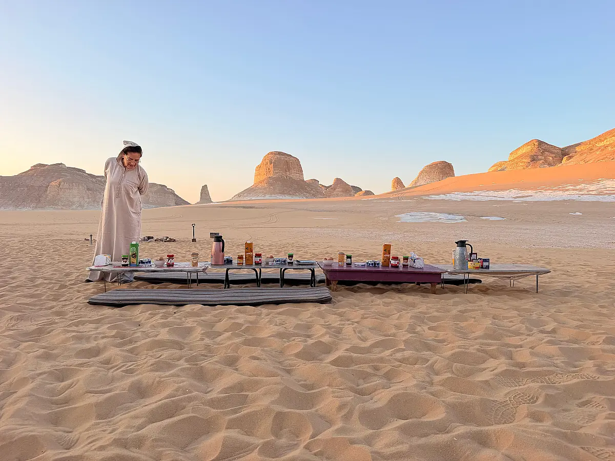 10. Amanecer en el Desierto Blanco
