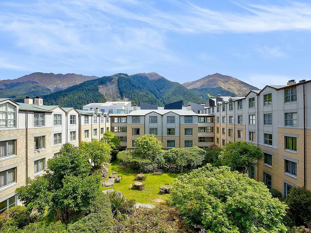 6. Queenstown