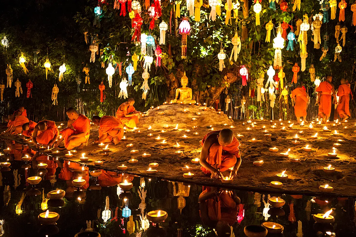LIGHTS OF THAILAND